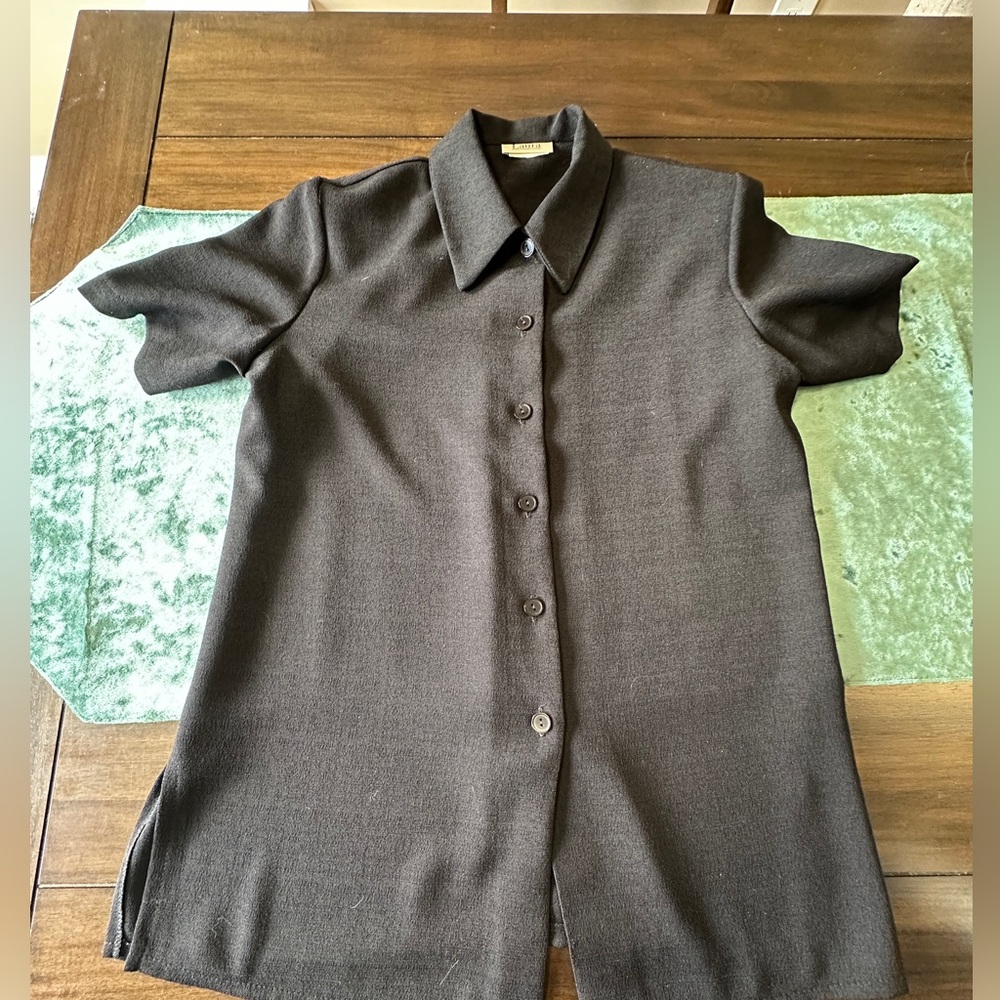 LAURA black buttoned up top